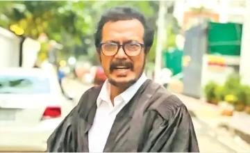 ৫০ কোটির মামলা, তবুও থামেননি ফারুক আহমেদ